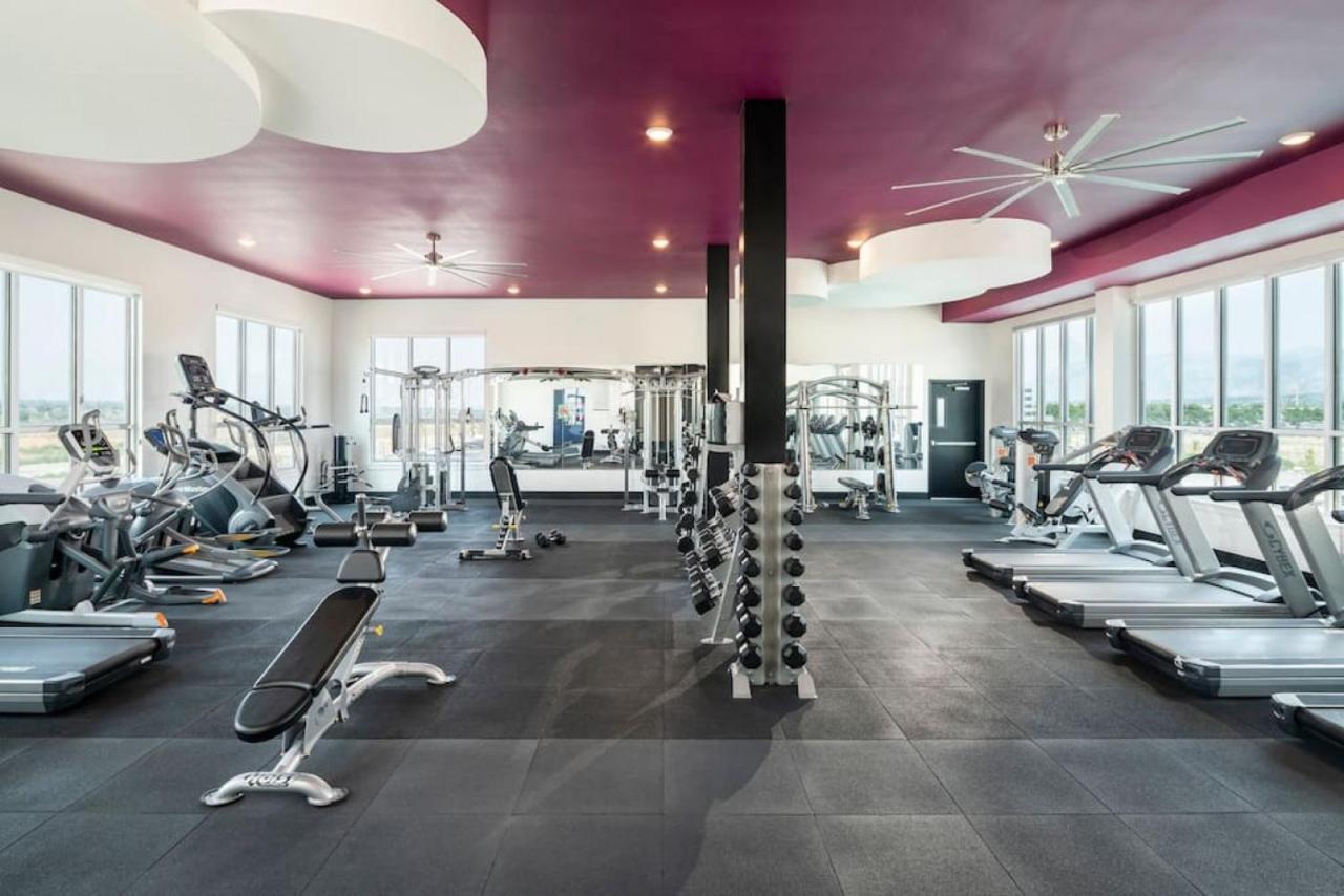 Luxury Living With Resort Amenities King Bd Queens Bd Sofa Bd Gympoolhot Tub Fast Wifi Draper Bagian luar foto